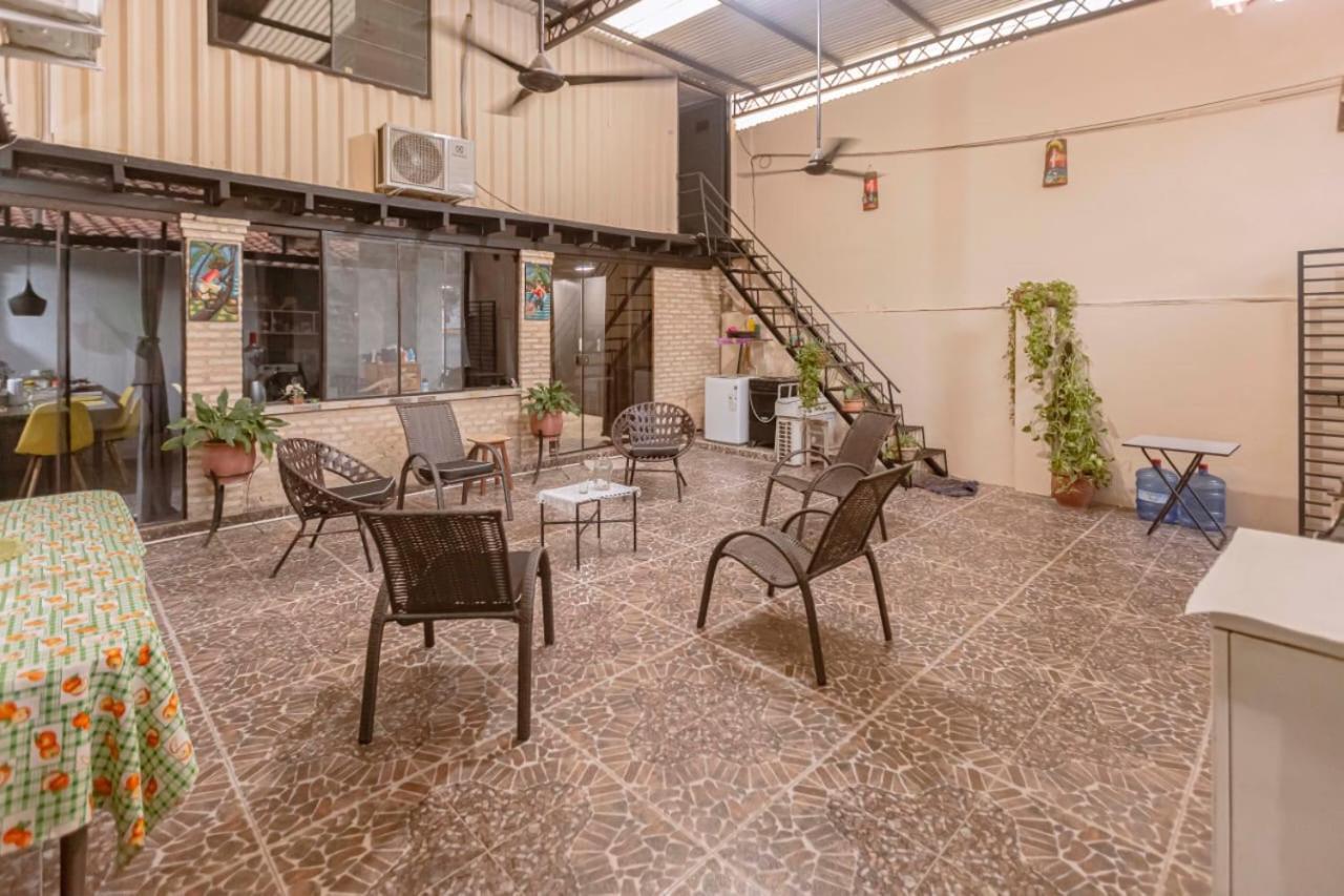 Dona Nelly Assunção Exterior foto